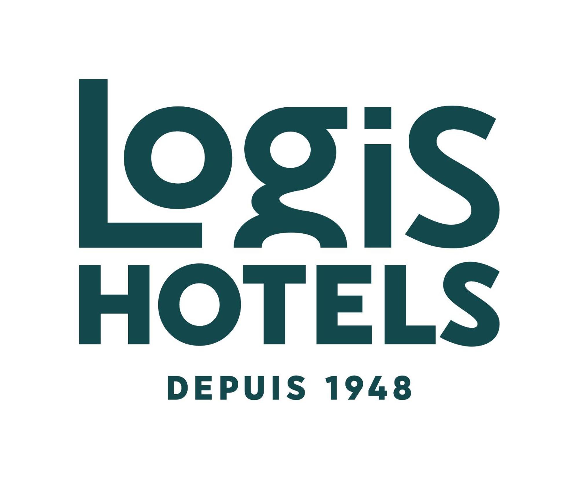 Logis Hotel Le Dahu Parigny  エクステリア 写真